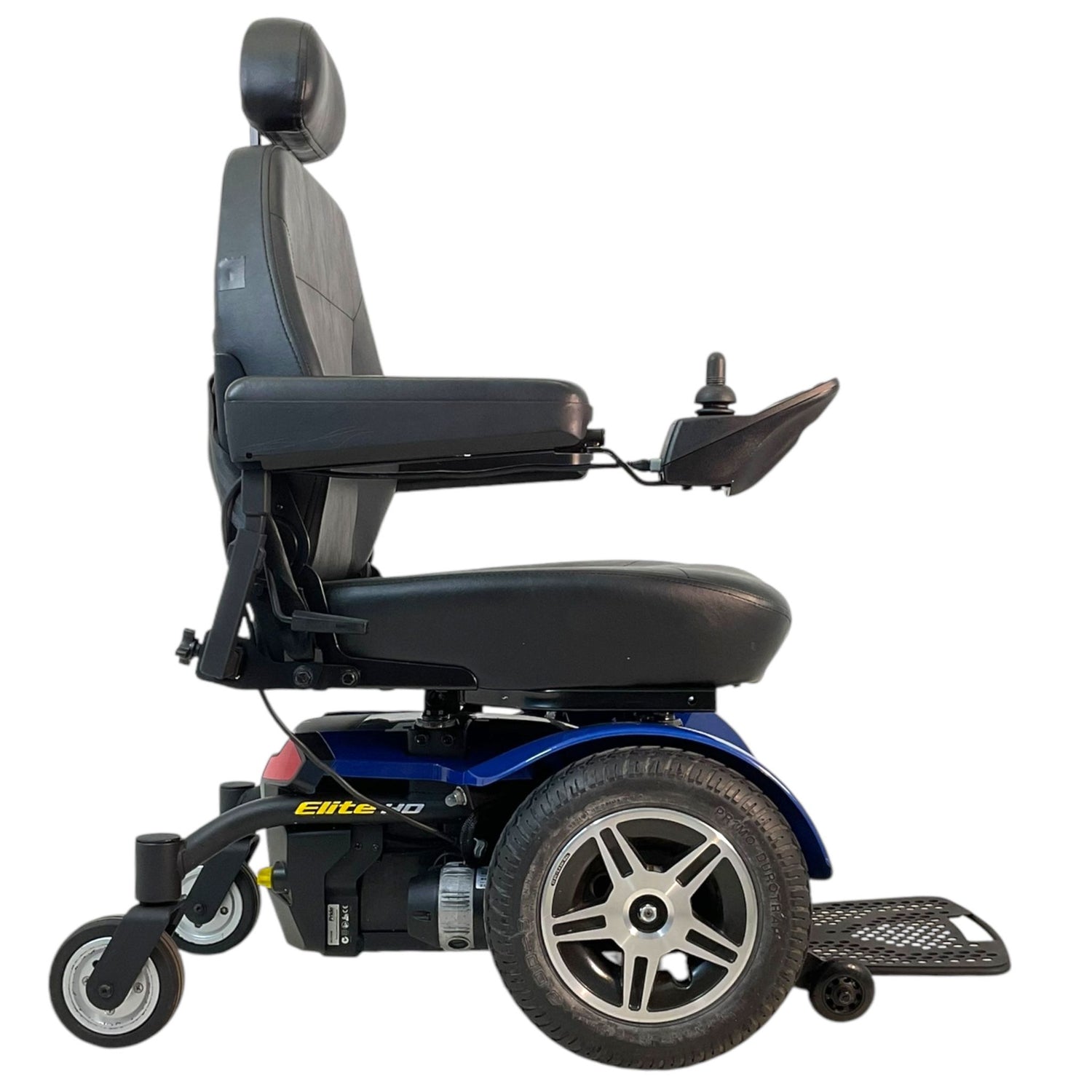 Right Side View of Pride Mobility Jazzy Elite HD