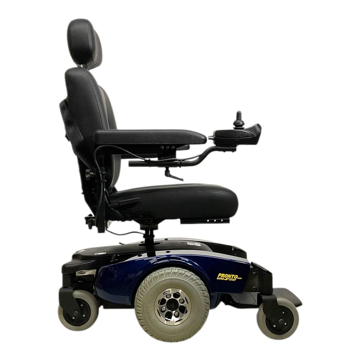 Right Side View of Invacare Pronto M51 Power Chair