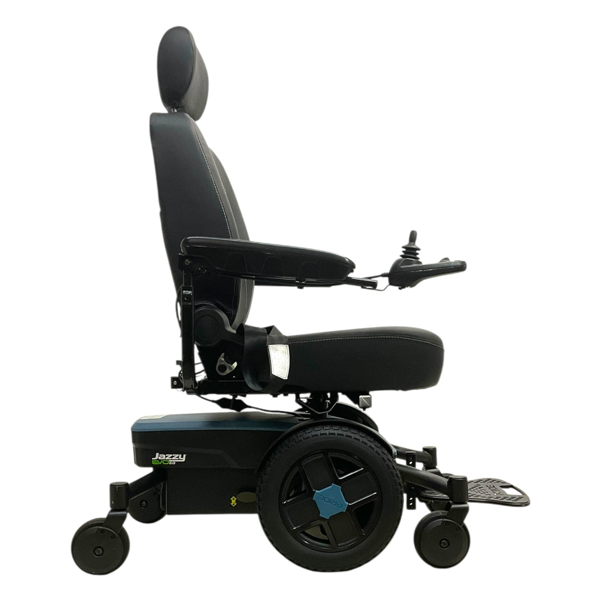 Right Side View of 2022 Pride Mobility Jazzy EVO 613 Power Chair