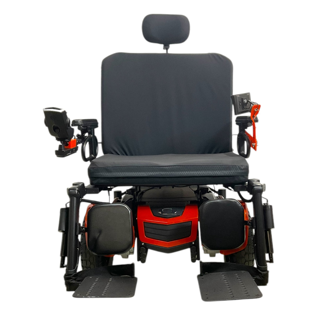Front View of Pride Mobility Quantum 1450 Bariatric Power Chair