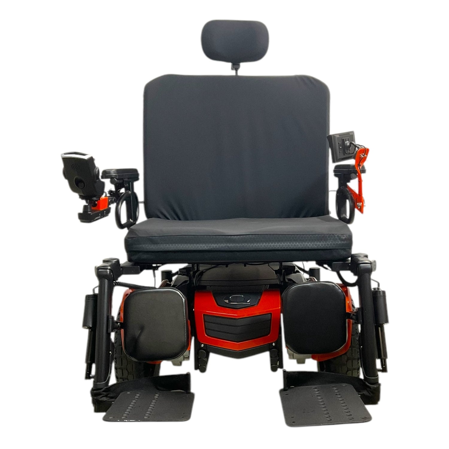 Front View of Pride Mobility Quantum 1450 Bariatric Power Chair