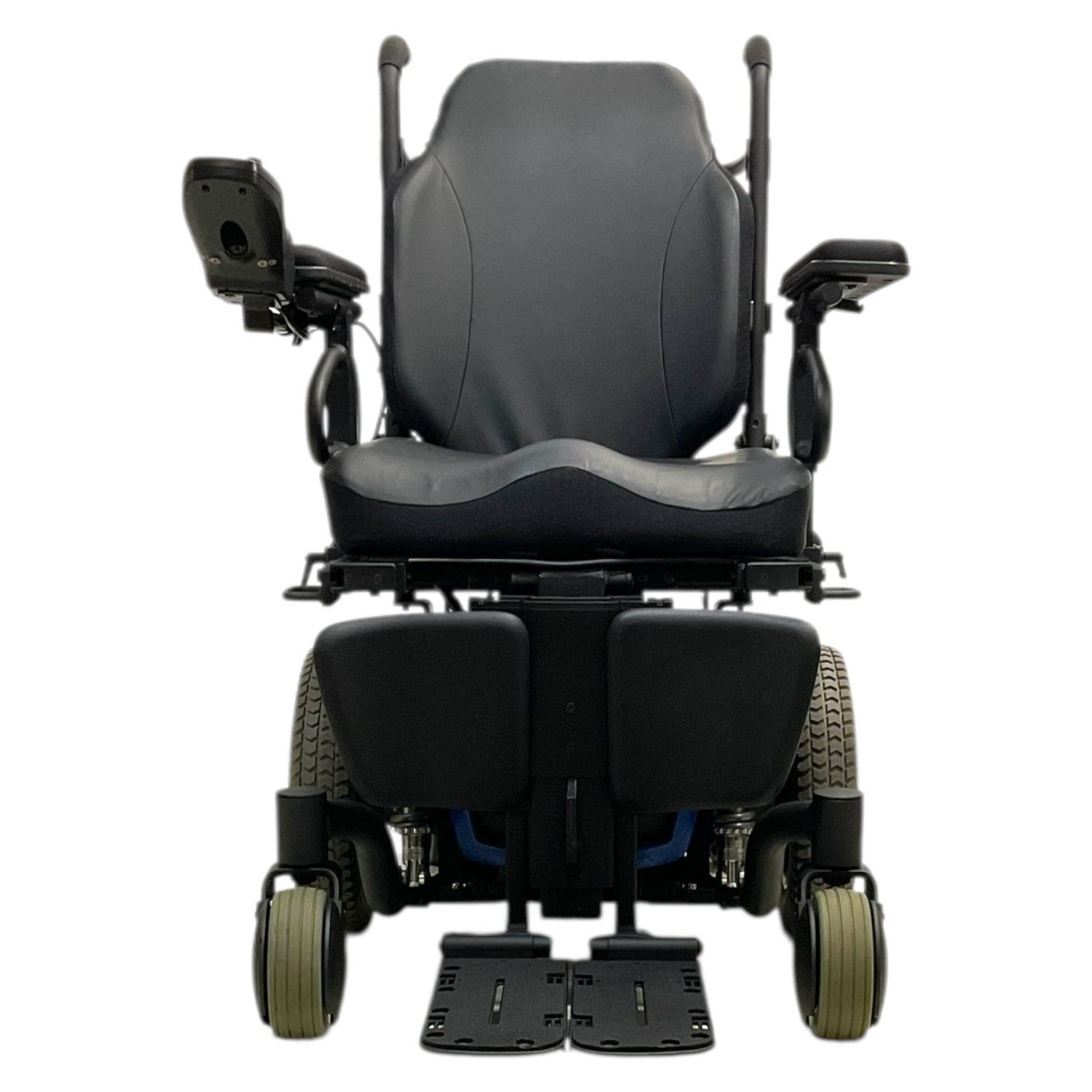 Front View of Pride Mobility Quantum Q6 Edge Power Wheelchair