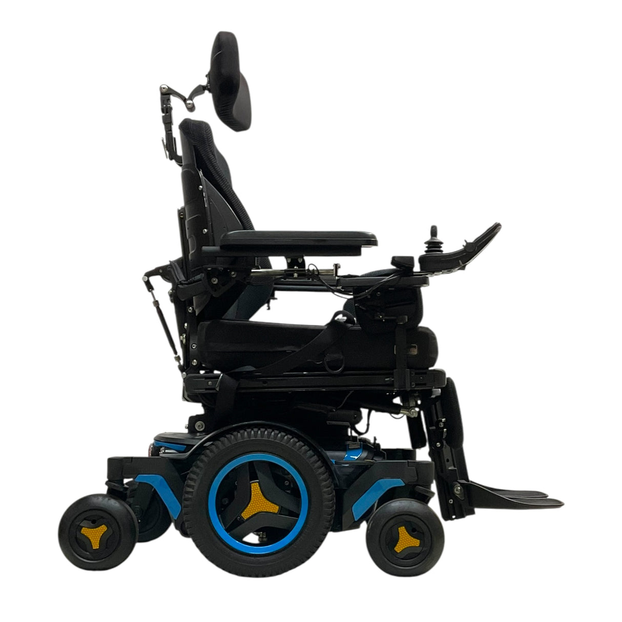 Right Side View of Permobil M3 Power Chair
