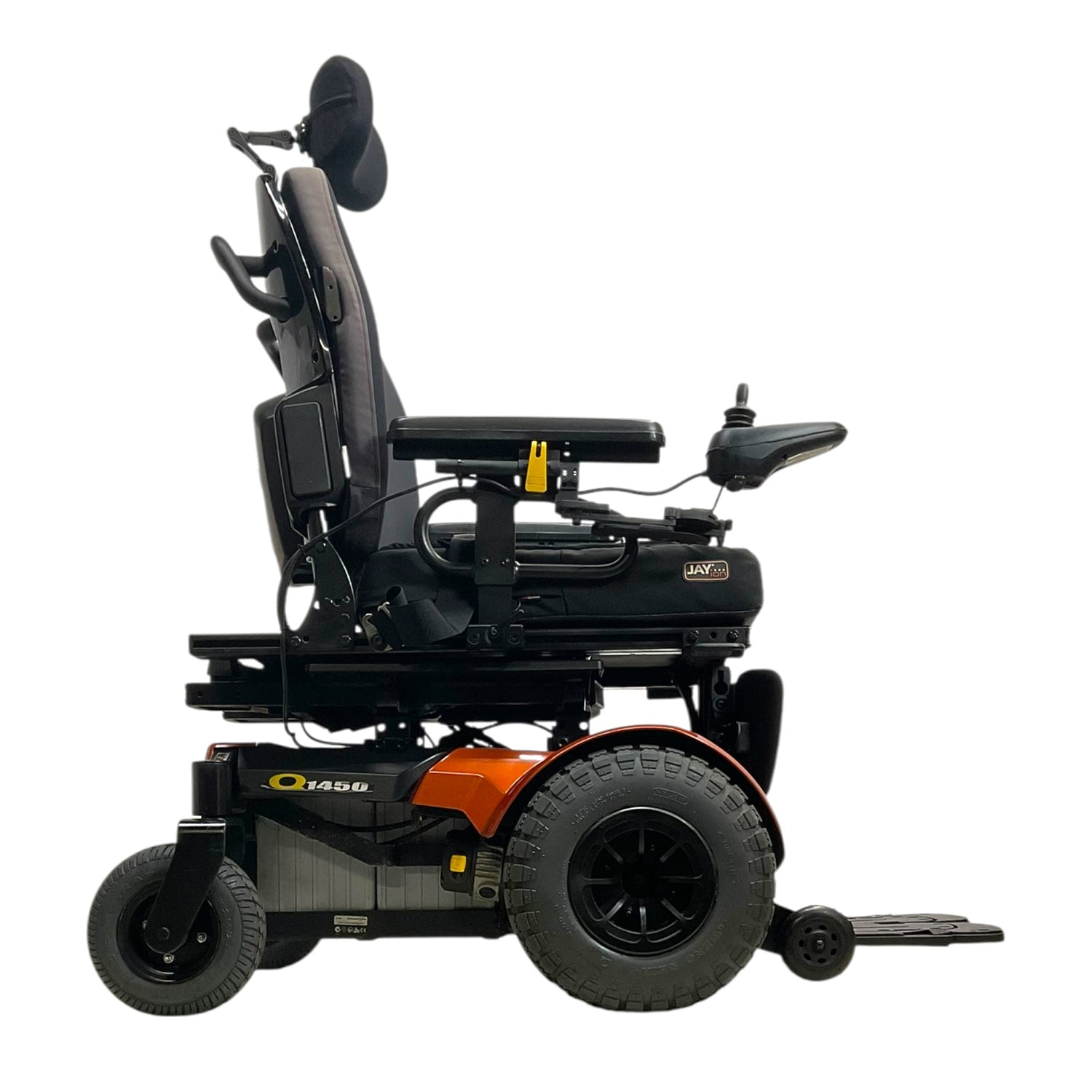 Right Side View of Pride Quantum 1450 Power Chair