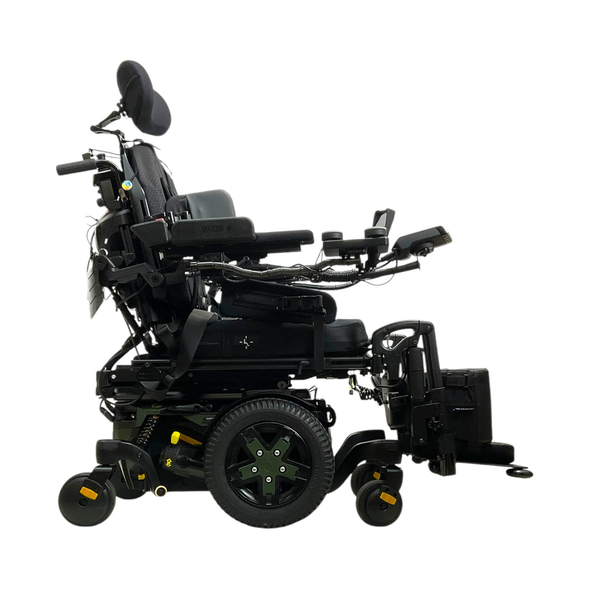 Mint Condition 2023 Pride Mobility Quantum Q6 Edge 3 Stretto Power Chair with Micro ASL Joystick | Individually Elevating Legs | Seat Elevate, Tilt, Recline | Backup Camera | 8 Miles!