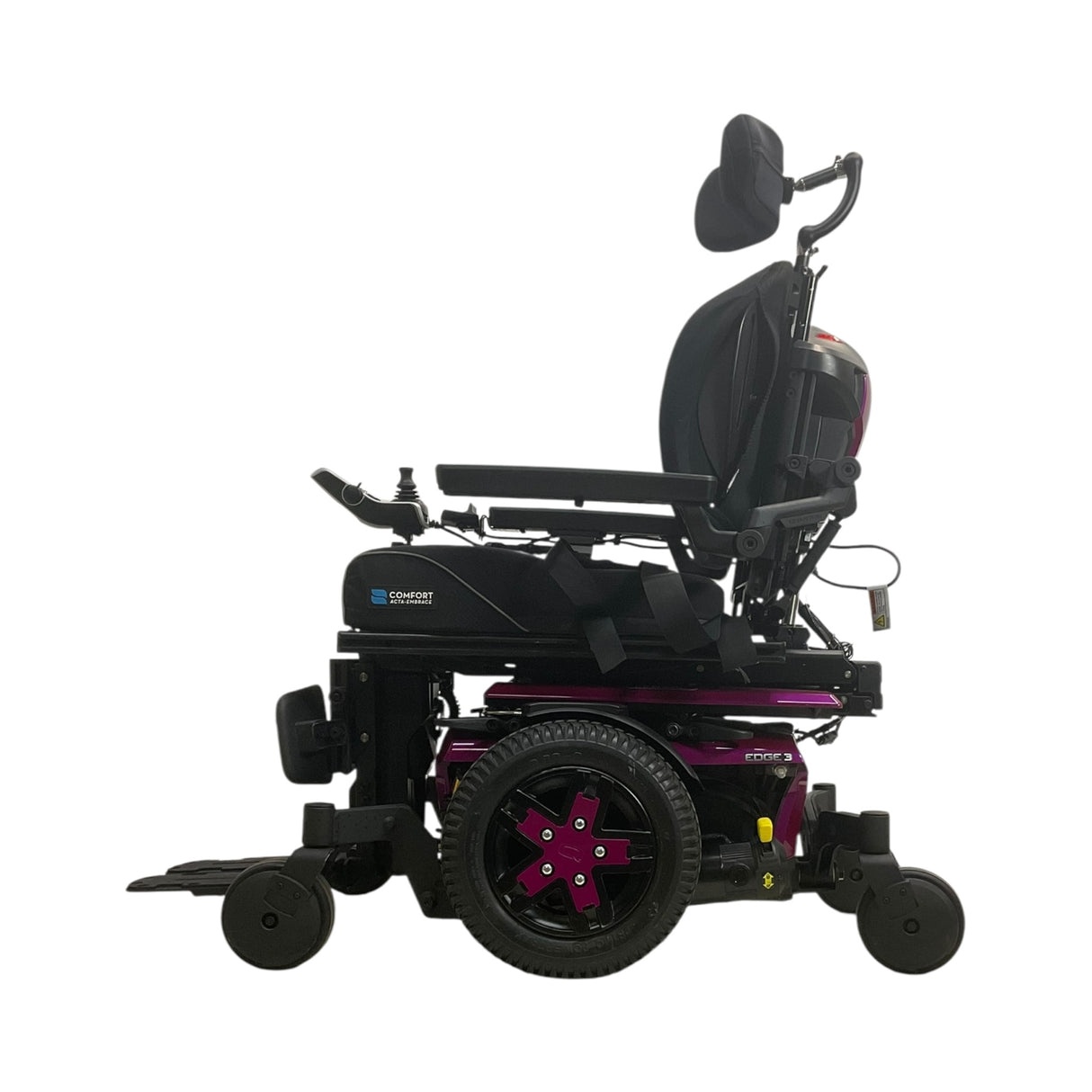 Left Side View of 2021 Pride Mobility Quantum Q6 Edge 3 Power Chair