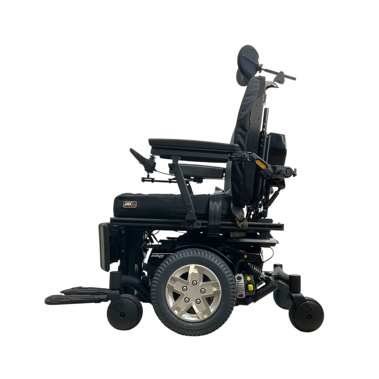 Left Side View of Pride Mobility Quantum Q6 Edge HD Bariatric Power Chair