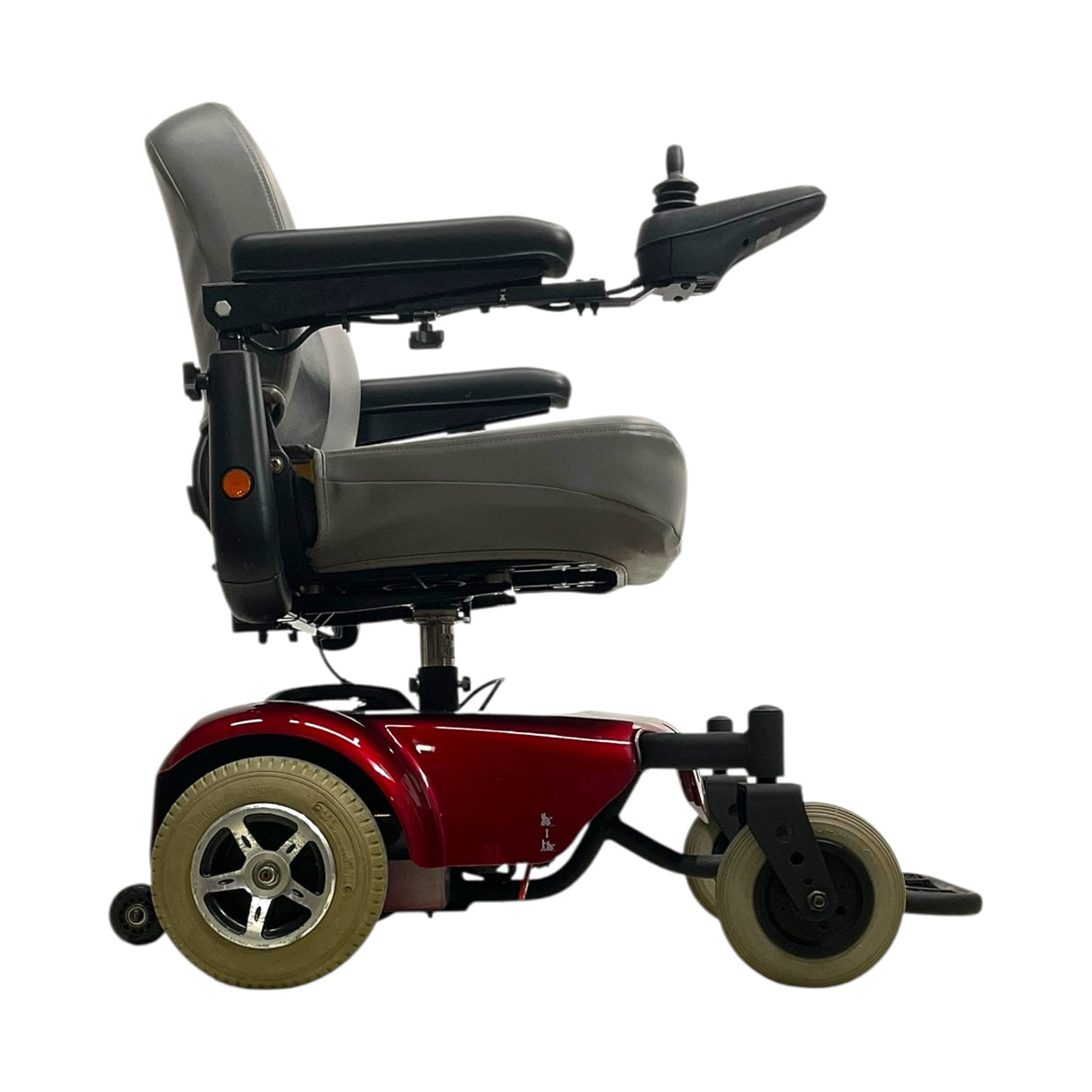Right Side View of Merits P320 Regal Junior Portable Power Chair