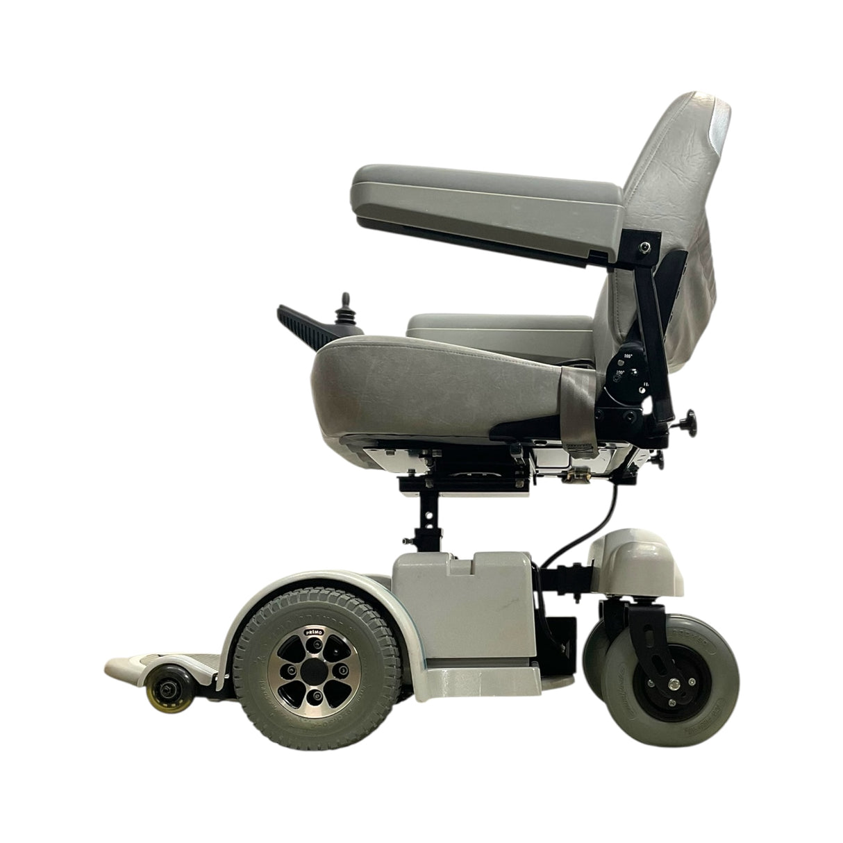 Left Side View of Hoveround MPV5 Power Wheelchair
