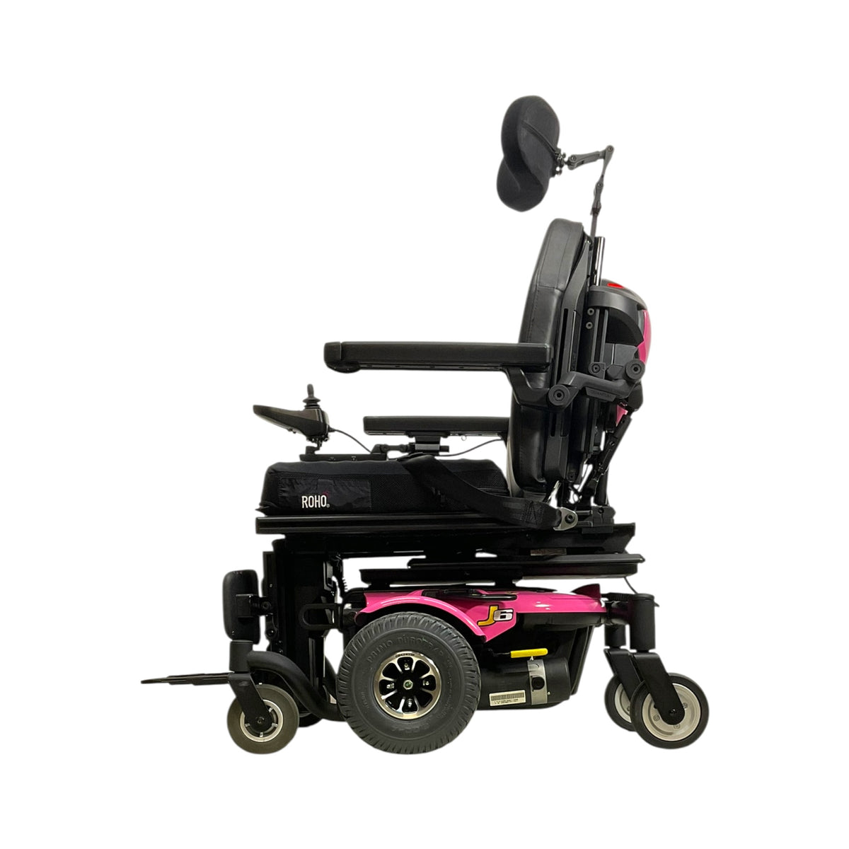 Left Side View of Pride Mobility Quantum J6 Power Chair