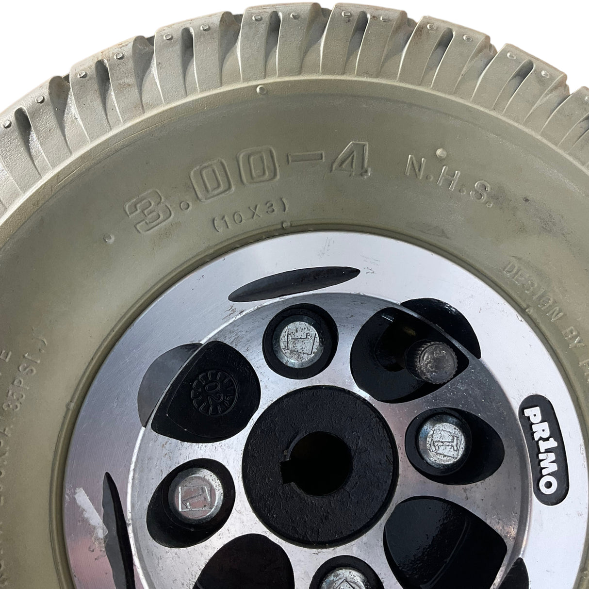 Drive Wheel for Invacare Pronto M50, M51, M61, M71 JR, M71 Electric Wheelchairs | Primo Durotrap Pneumatic Drive Wheels | 10" x 3" | 1105043