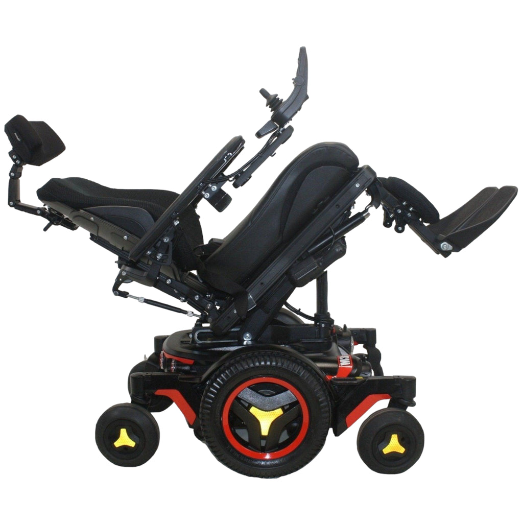 Mint Condition Permobil M3 Power Chair With Tilt, Recline, Leg Elevate | 17" x 20" Seat