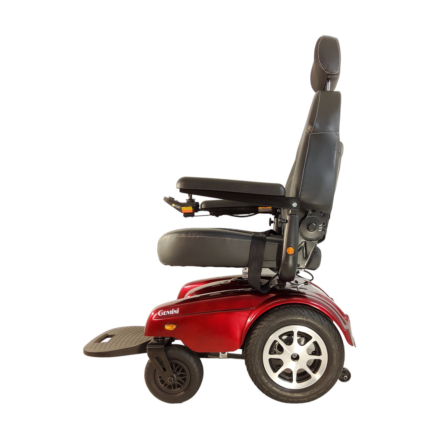 Left side view of Merits Health Gemini P3017
