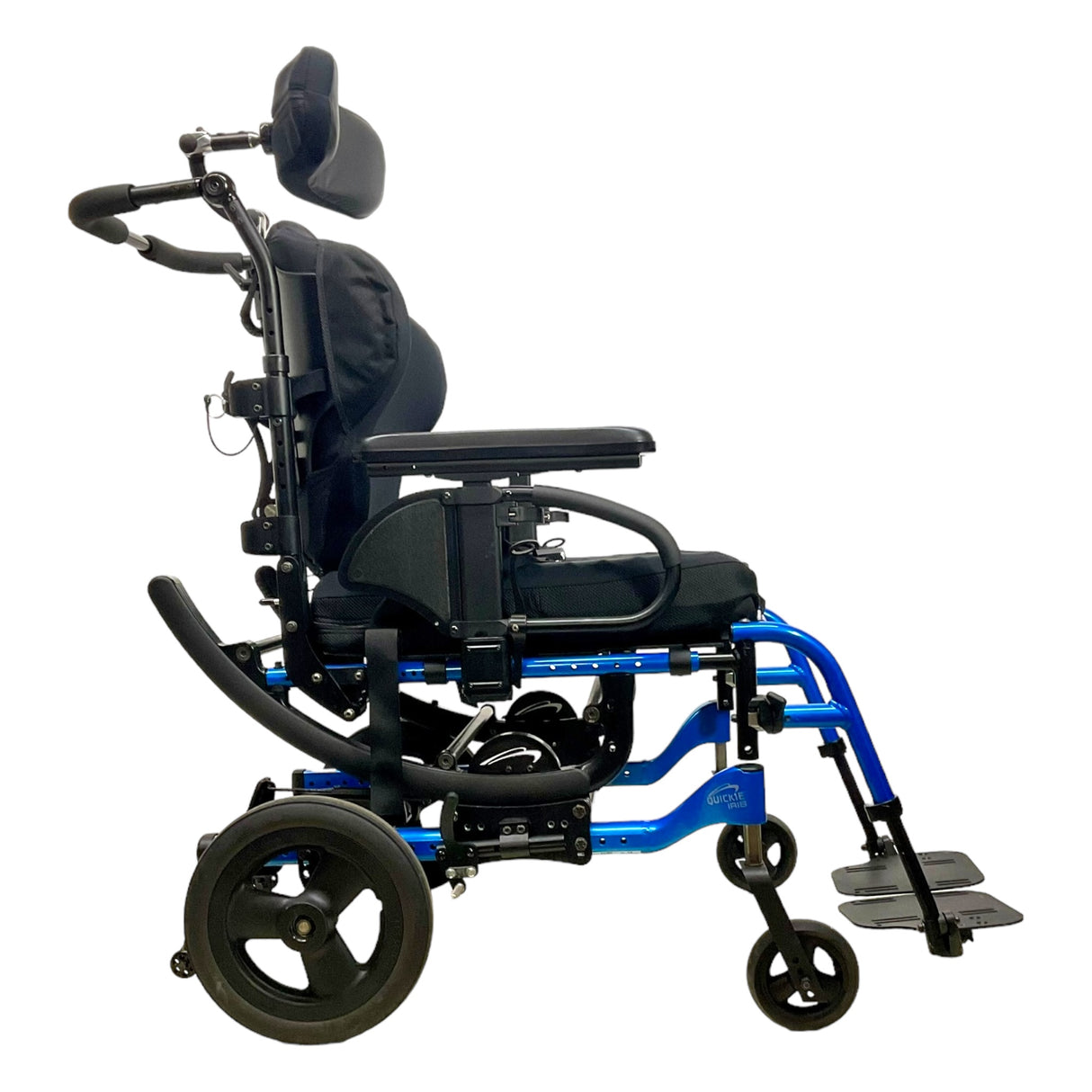 Right profile view of 2022 Quickie Iris Tilt-in-Space