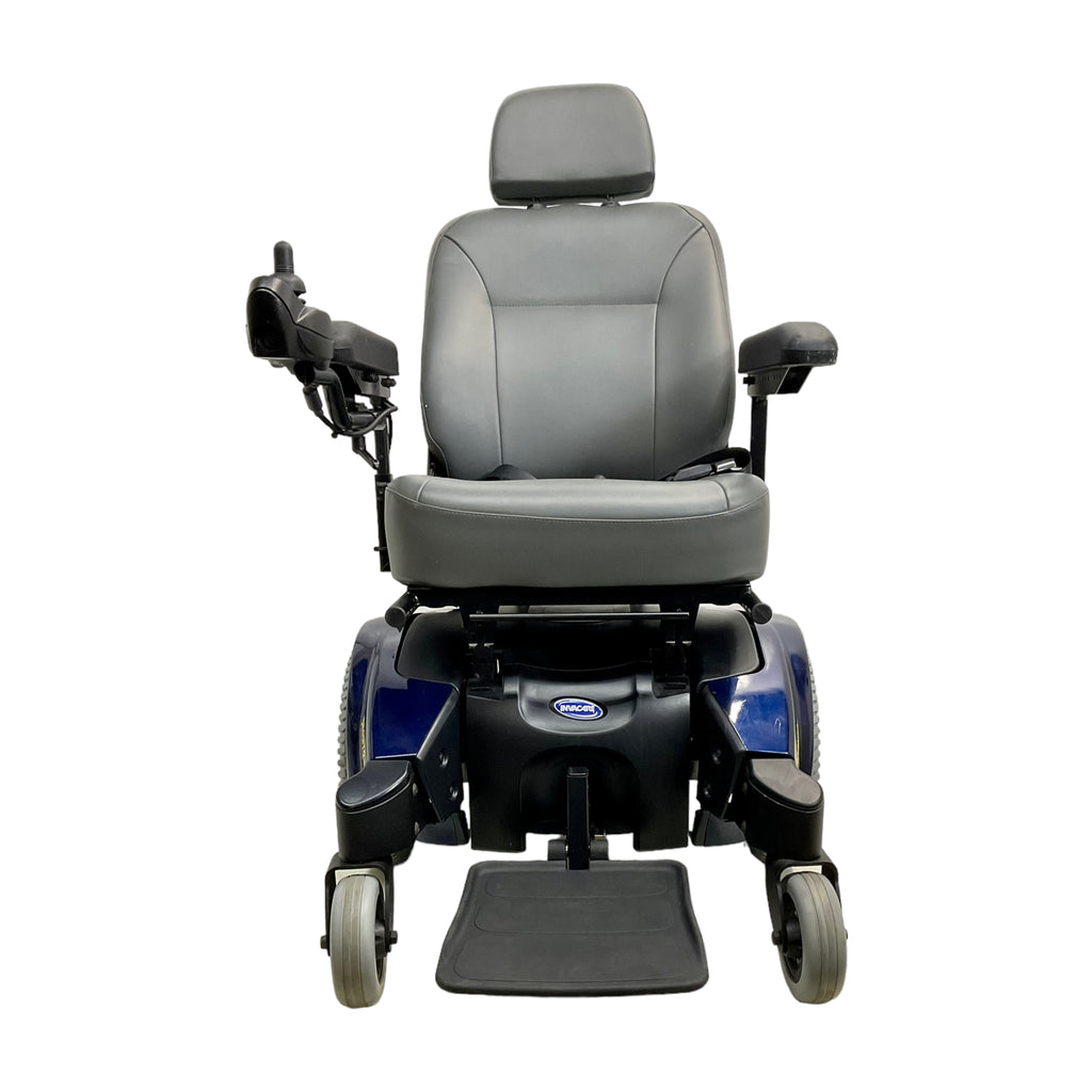 Front view of Invacare Pronto M91 power chair