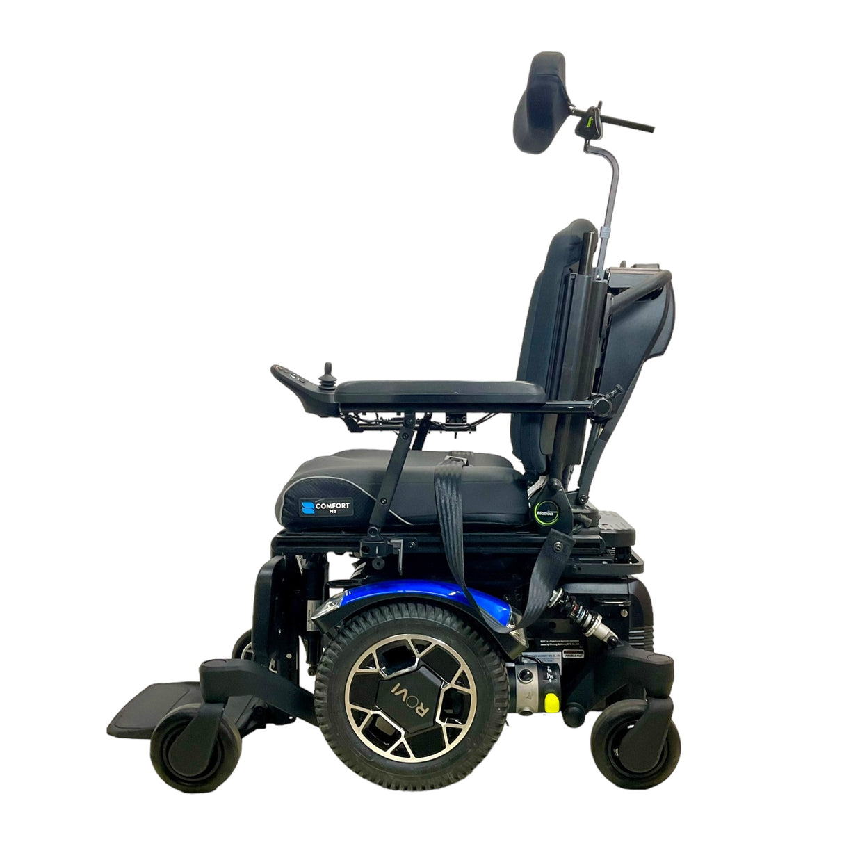 Left profile view of Rovi X3 power chair