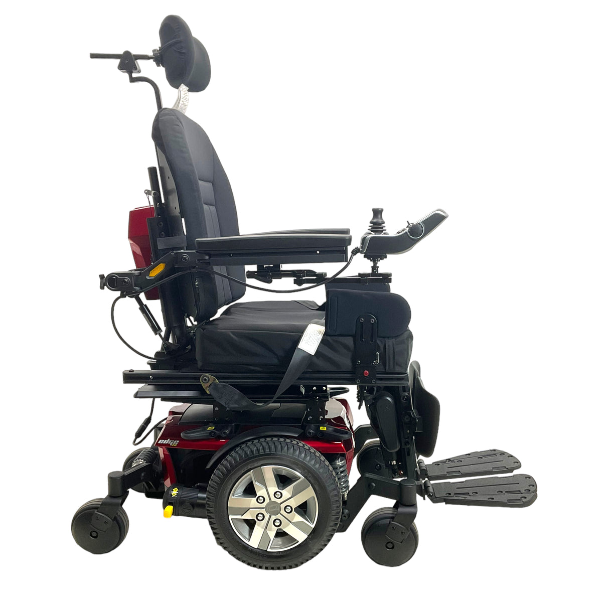 Right side view of Pride Mobility Quantum Q6 Edge 2.0 power chair
