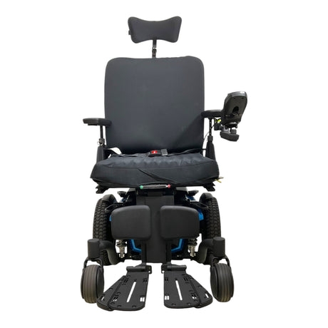 Front View of 2023 Pride Quantum J4 Power Chair