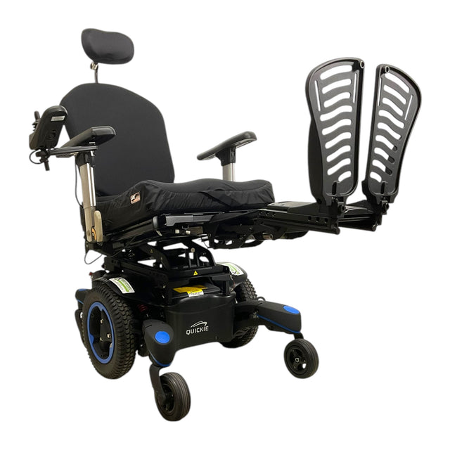 Quickie Q700 M Power Chair - Overview
