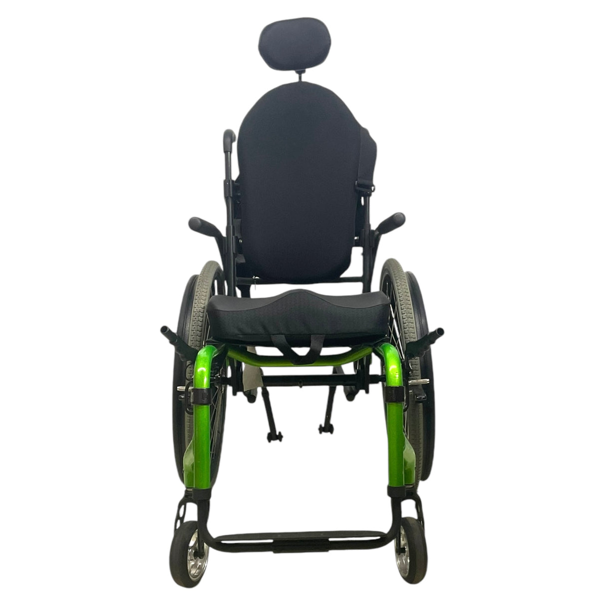 Front view of Sunrise Medical Quickie 5R wheelchair