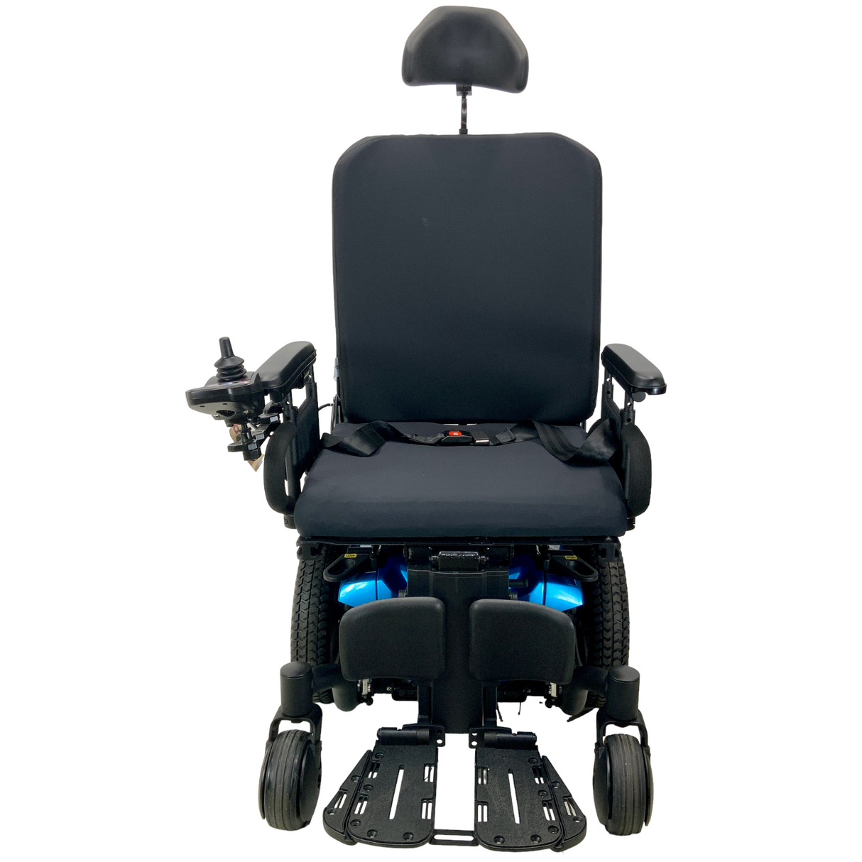 Front view of Pride Mobility Quantum J4 power chair
