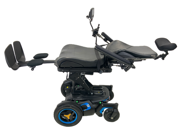 2018 Permobil F3 Corpus Power Chair | 19" x 20" Seat | Tilt, Recline, Power Legs, Seat Elevate | Only 0.9 Miles! | Compact Joystick With Display-Mobility Equipment for Less
