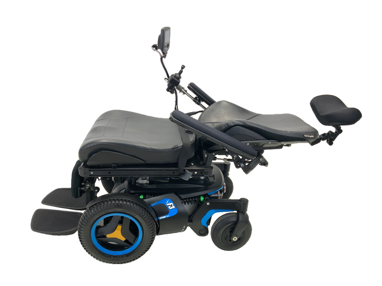 2018 Permobil F3 Corpus Power Chair | 19" x 20" Seat | Tilt, Recline, Power Legs, Seat Elevate | Only 0.9 Miles! | Compact Joystick With Display-Mobility Equipment for Less