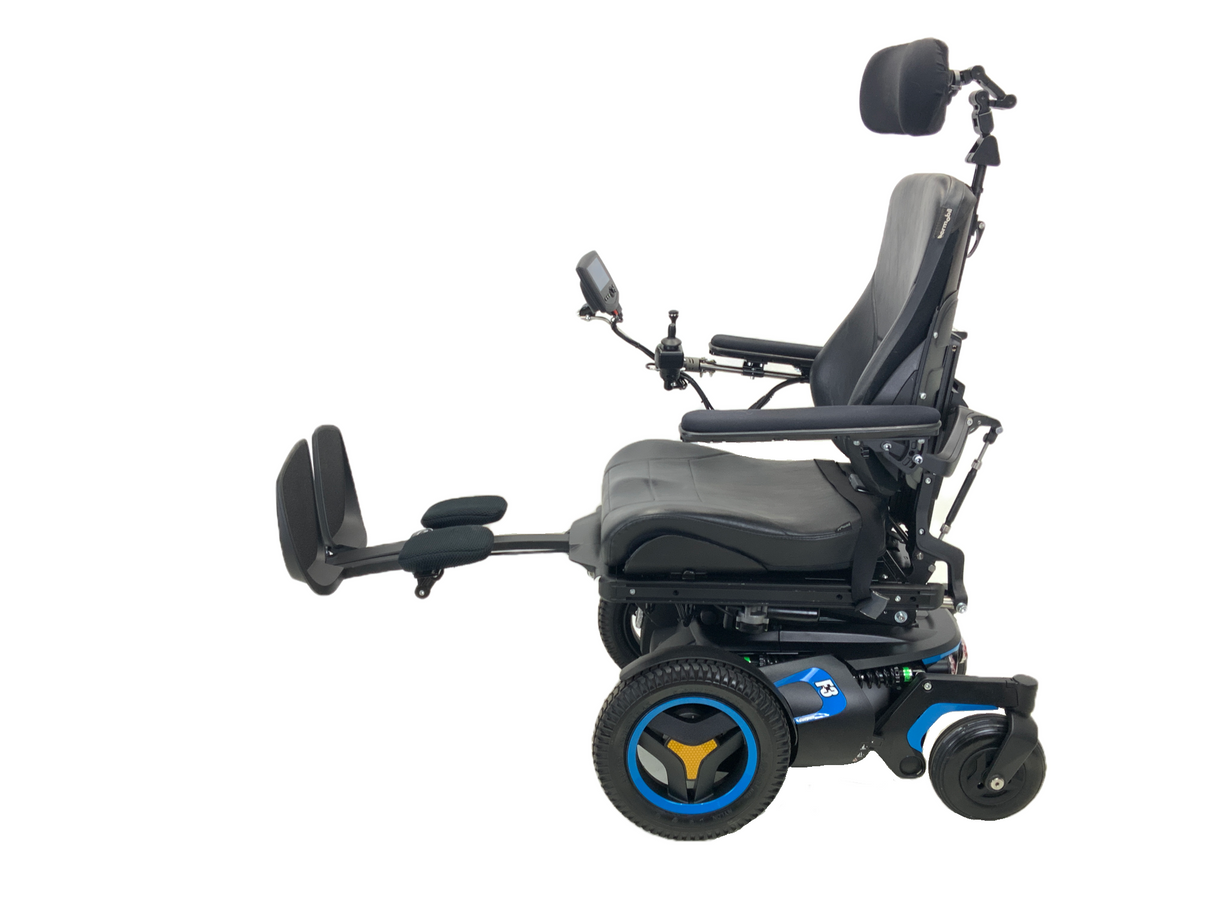 2018 Permobil F3 Corpus Power Chair | 19" x 20" Seat | Tilt, Recline, Power Legs, Seat Elevate | Only 0.9 Miles! | Compact Joystick With Display-Mobility Equipment for Less