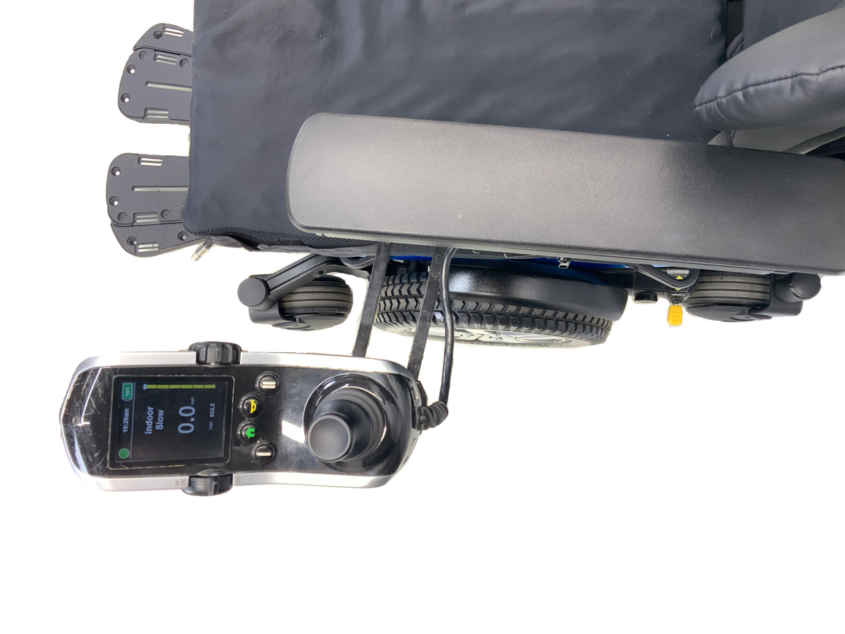 2018 Quantum Q6 Edge 2.0 iLevel Power Chair | 18" x 20" Seat | Tilt, Recline, Power Legs-Mobility Equipment for Less