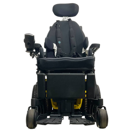 Front View of Pride Quantum Q6 Edge 3 Power Wheelchair