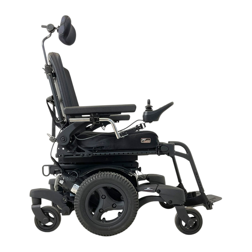 Right Side View of Quickie QM-710 Power Chair