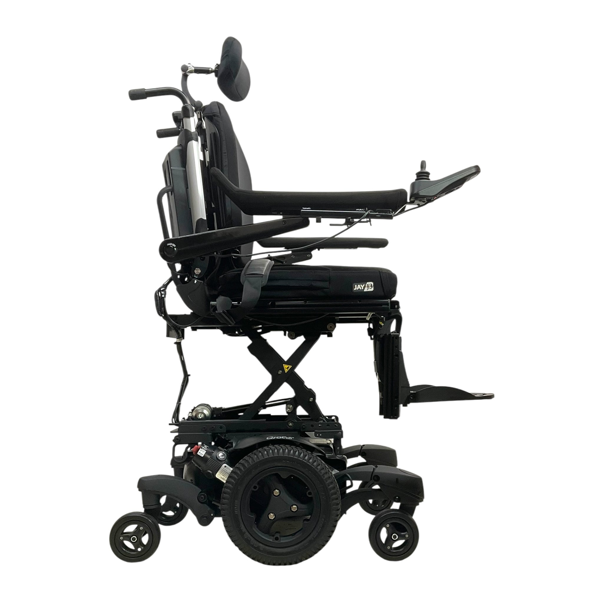 Quickie Q700 M Power Chair | Seat Elevate | Only 8 Miles