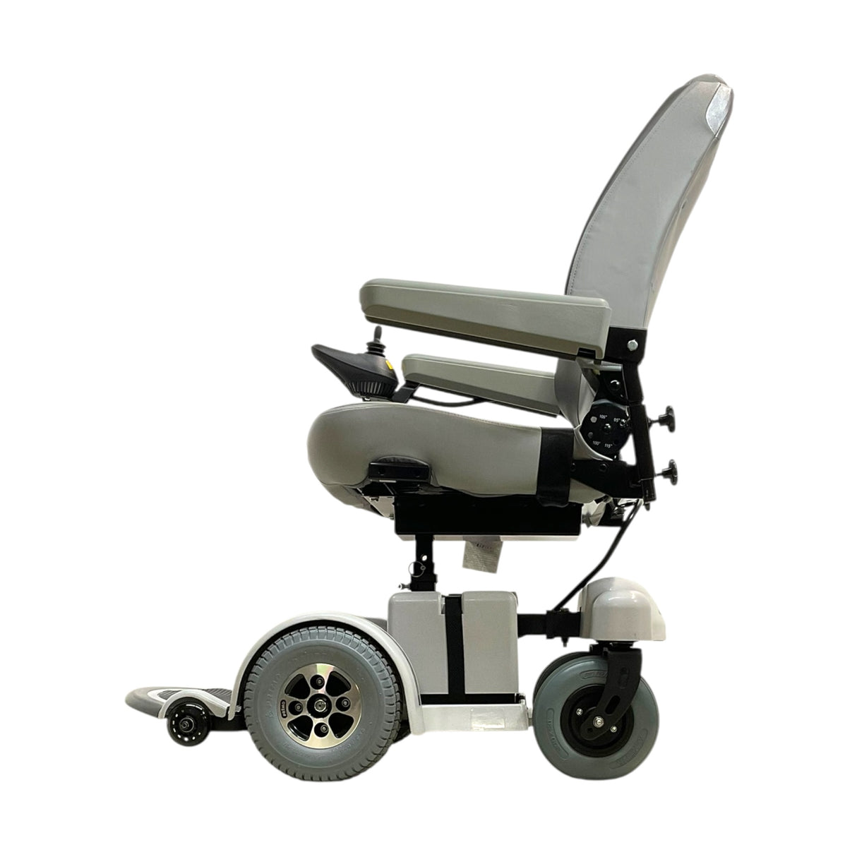 Left Side View of Hoveround MPV5 Power Chair