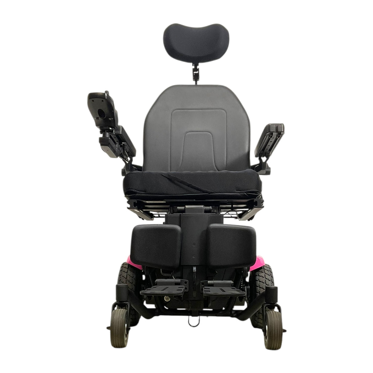 Front View of Pride Mobility Quantum J6 Power Chair