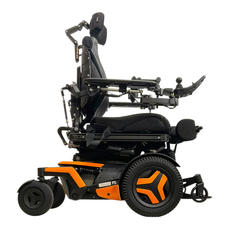 Right Side View of Permobil F5 Corpus VS Power Chair