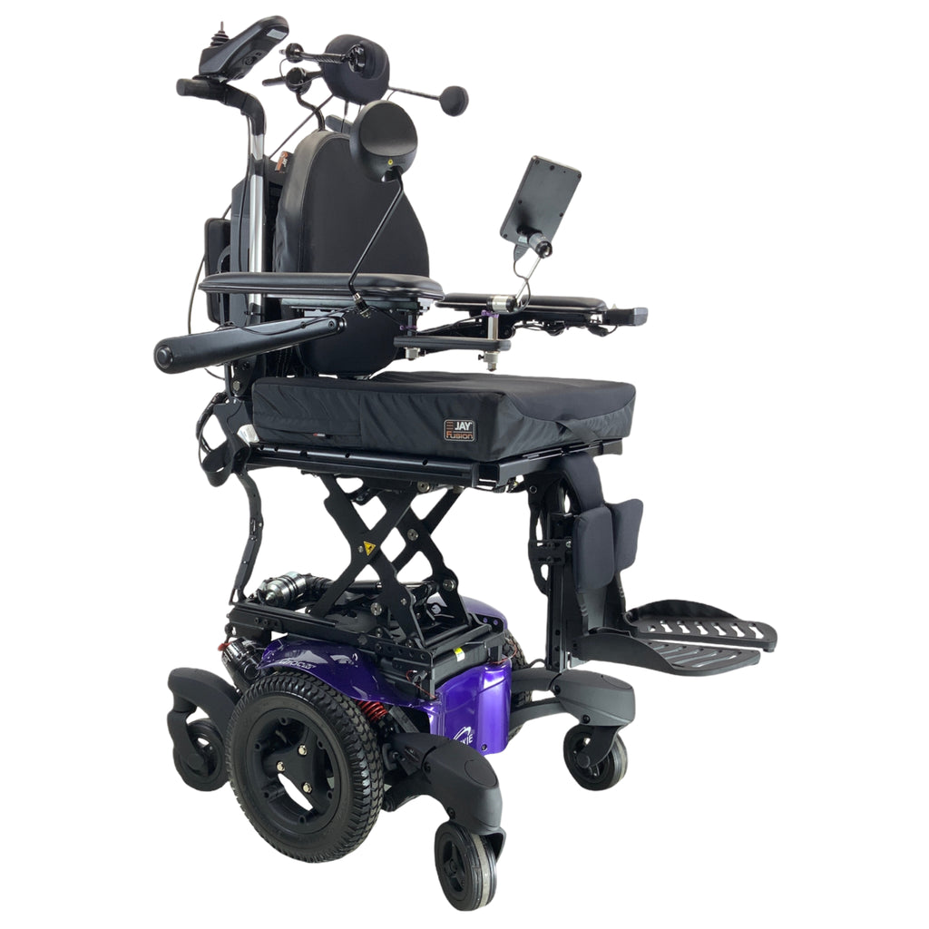 2020 Quickie Q700M Power Chair | 22" x 20" Seat | Head Array, Seat Elevate | Only 6 Miles!