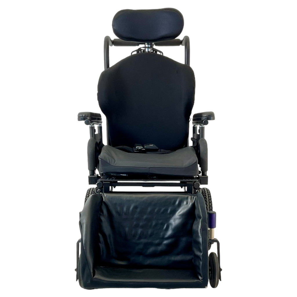 Front view of Quickie Iris SE tilt-in-space wheelchair