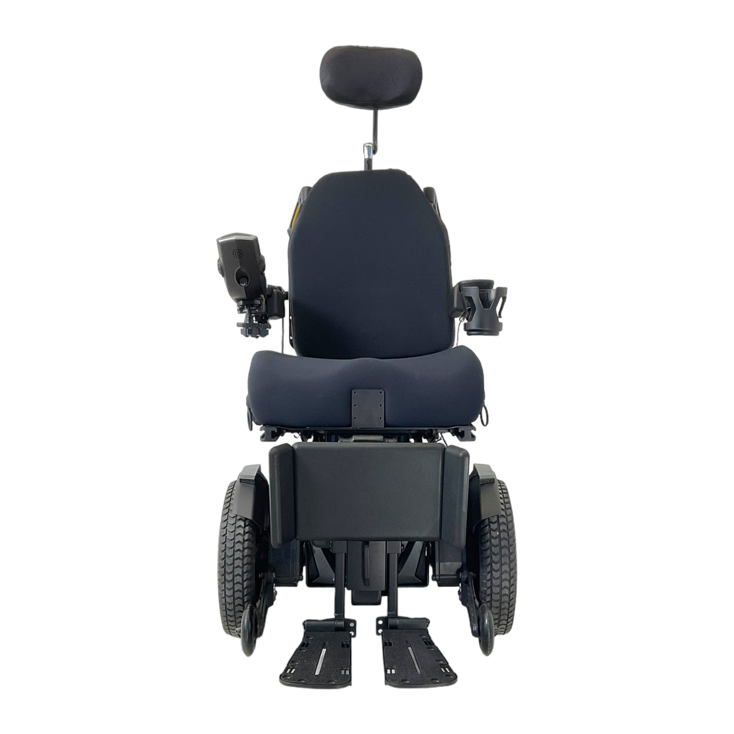 Front view of Pride Quantum 4Front power chair