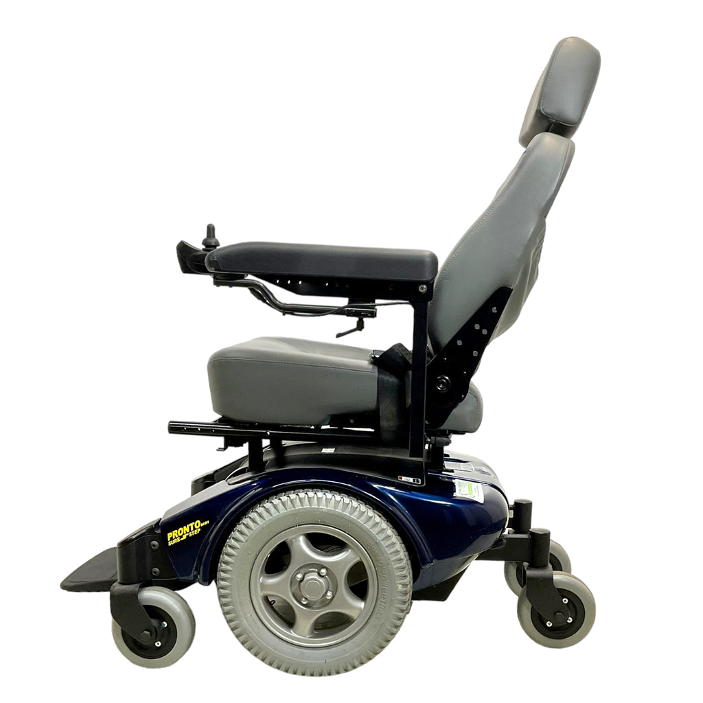 Left profile view of Invacare Pronto M91 power chair