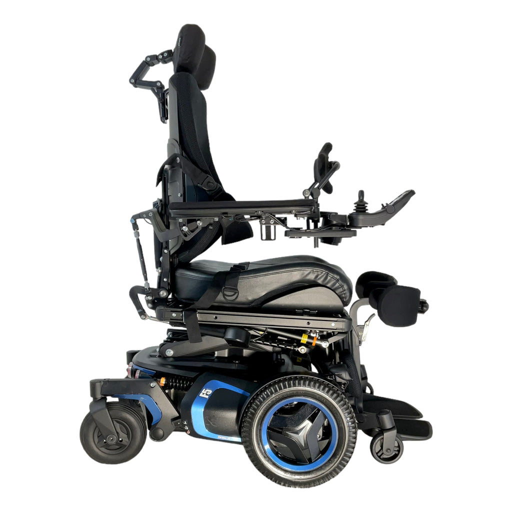 Right profile view of Permobil F5 Corpus VS power chair
