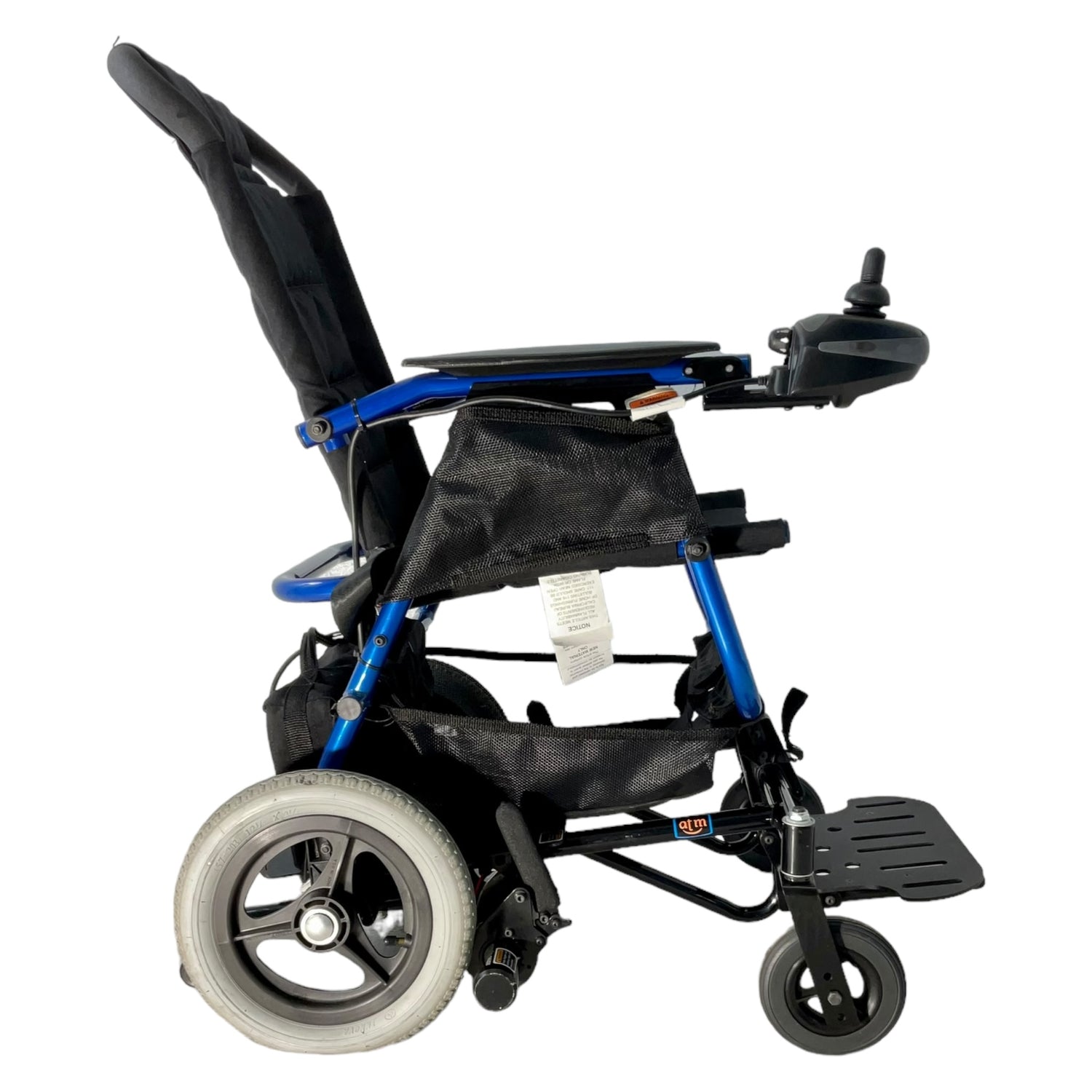 Right profile view of Invacare At'm power chair