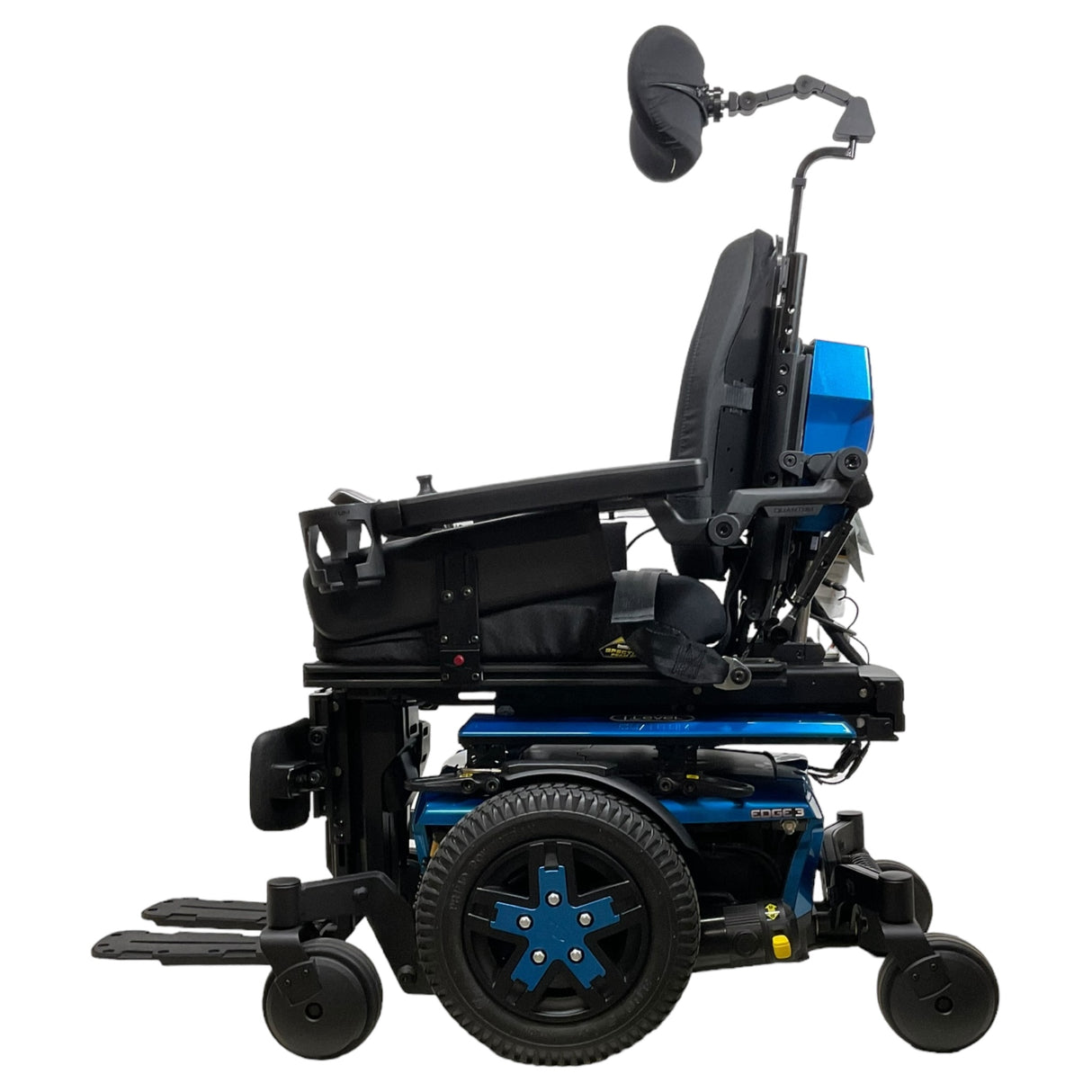 Left profile view of Quantum Q6 Edge 3 power chair