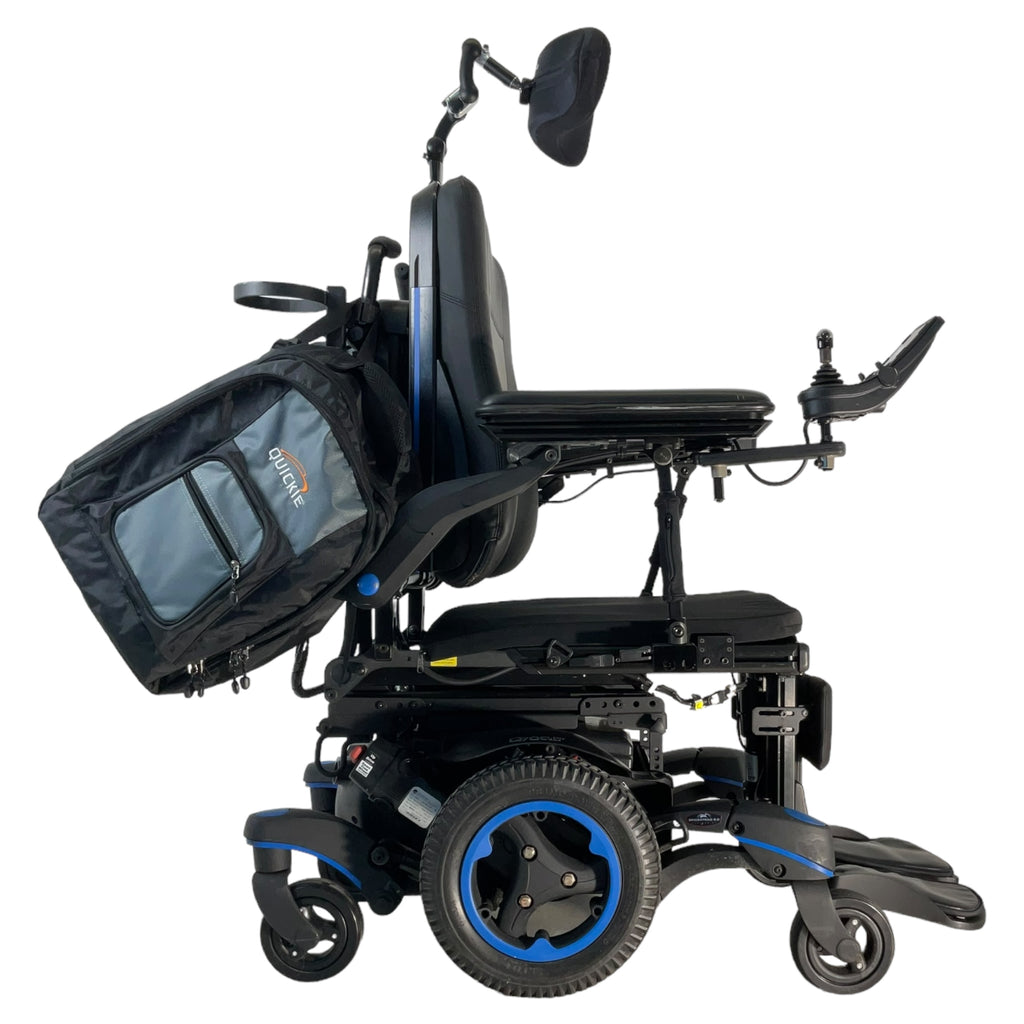 Right profile view of Quickie Q700 M power chair