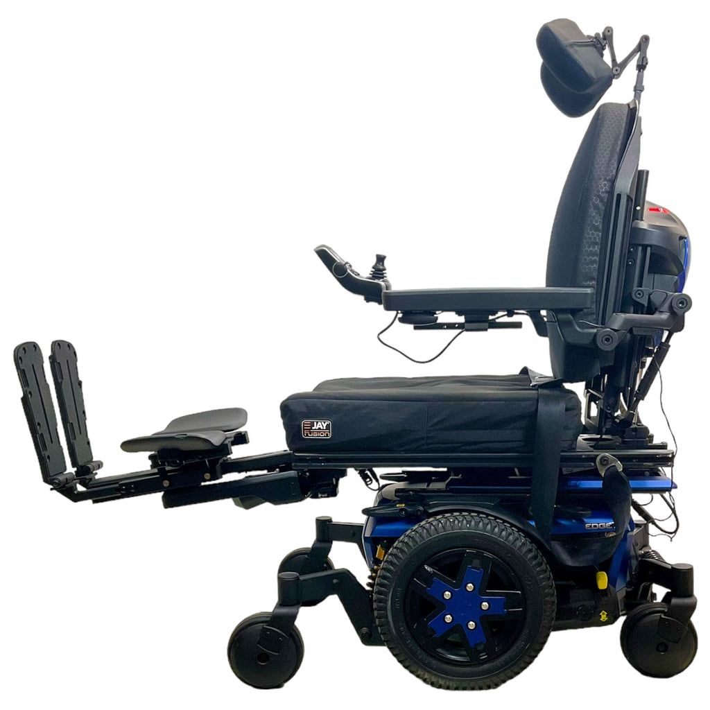 Pride Quantum Q6 Edge 3 power chair - power extending legs