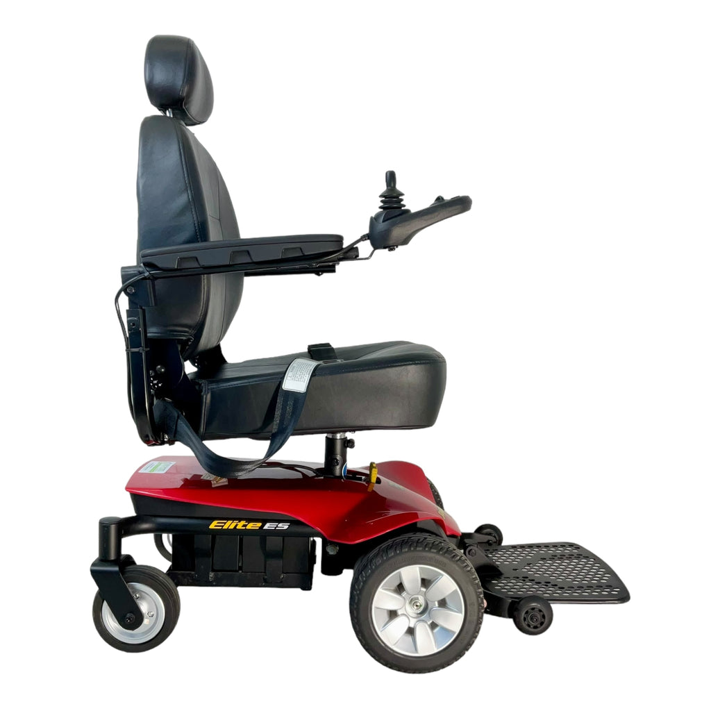 Right profile view of Pride Jazzy Elite ES power chair