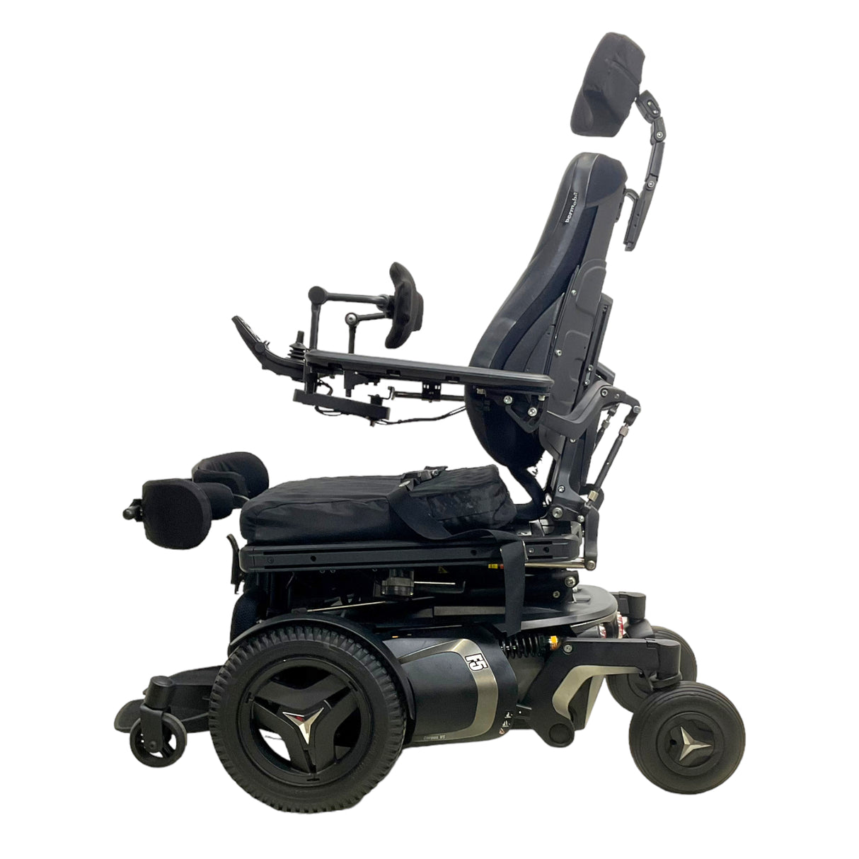 Left profile view of Permobil F5