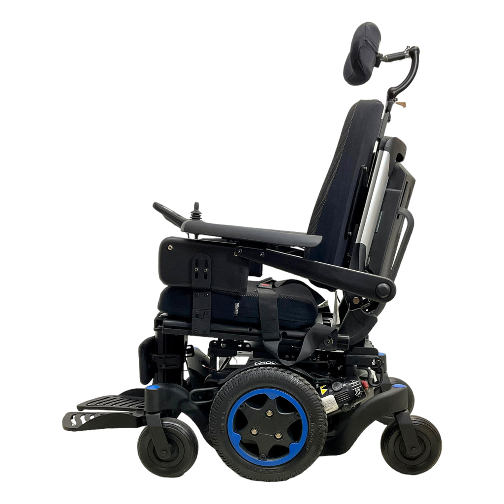 Left profile view of Quickie Q500M power chair