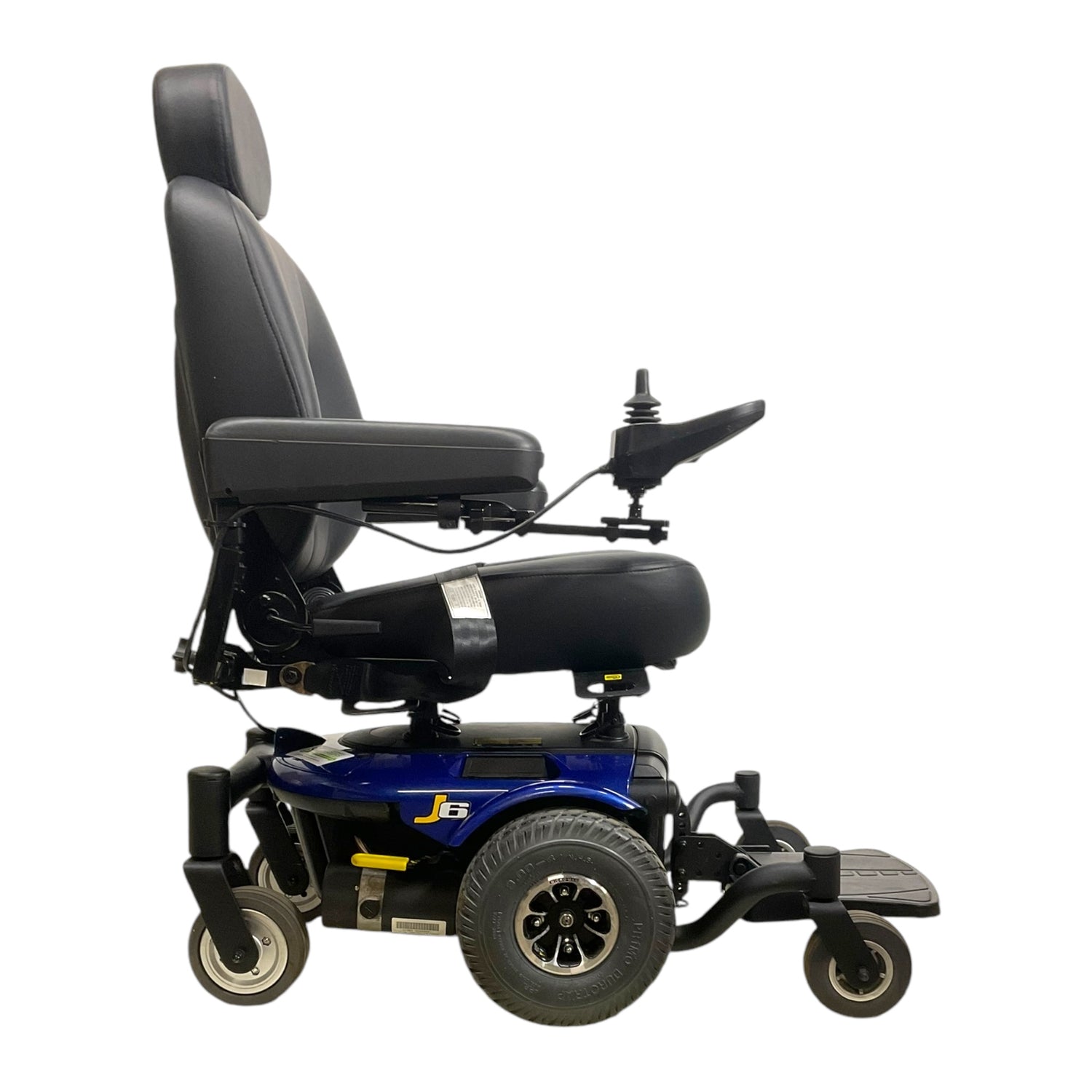 Right Side View of Pride Mobility Quantum J6 Power Chair