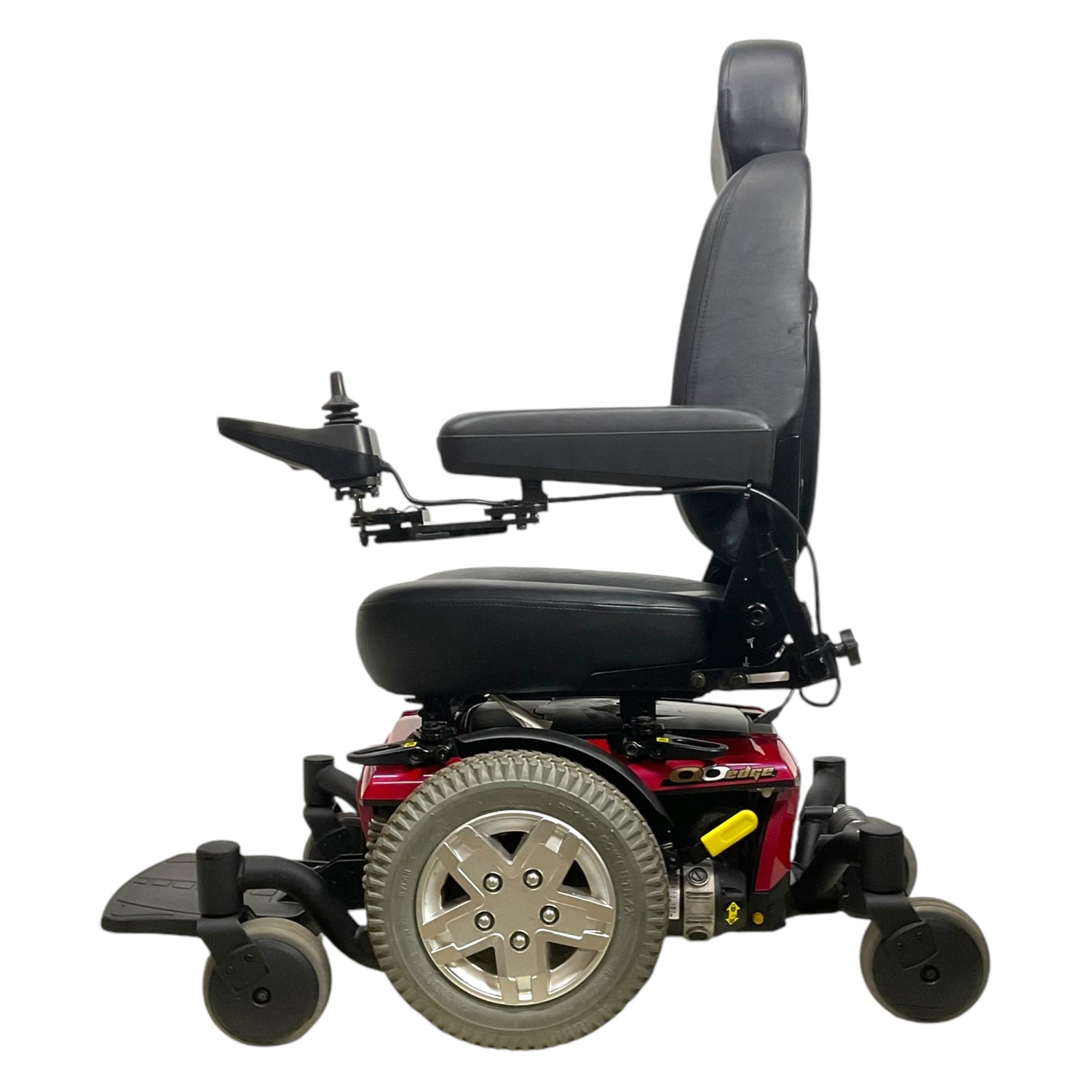 Left Side View of Pride Quantum Q6 Edge Power Chair