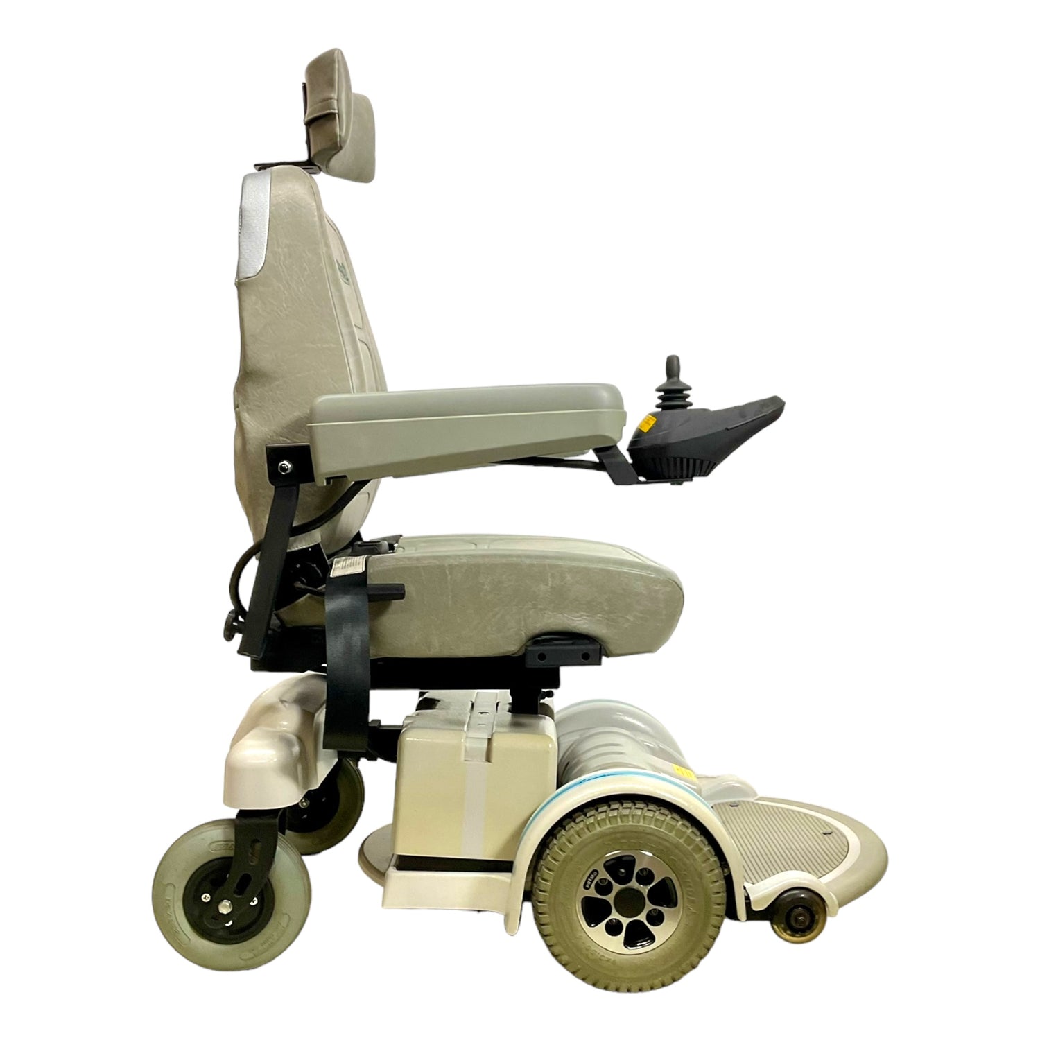 Right side view of Hoveround MPV5 power chair